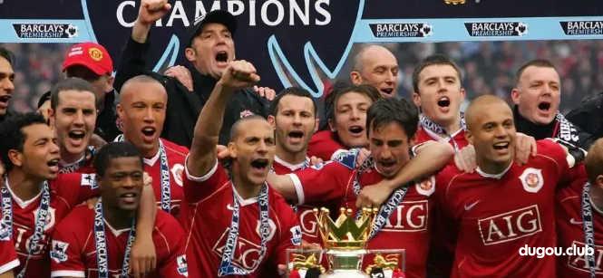 利物浦以5分优势领跑英超,真稳了吗?